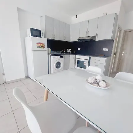 One Bedroom Centre Appartement